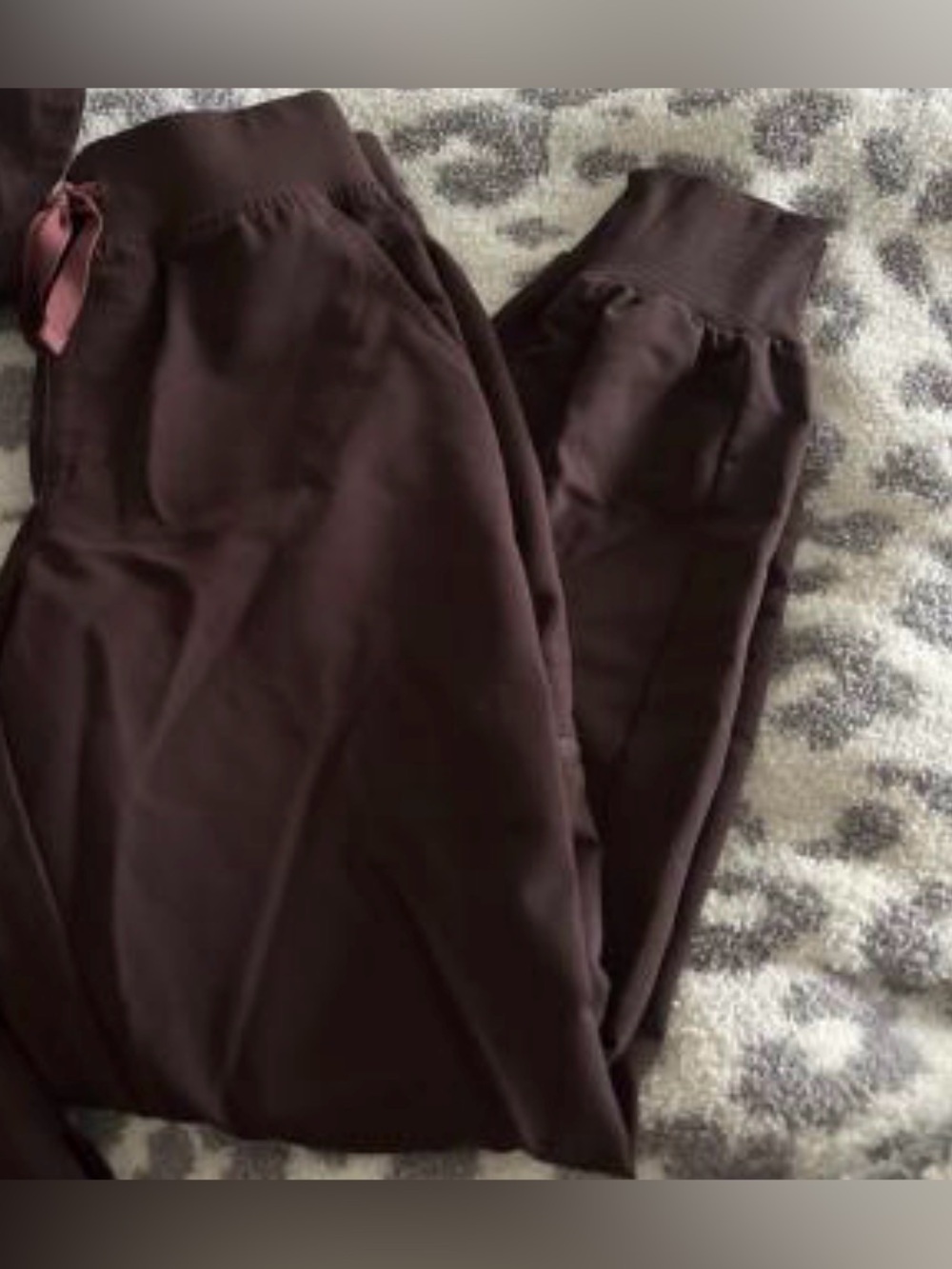Women’s espresso figs joggers